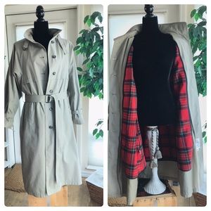 London Fog Vintage trench coat red plaid lining